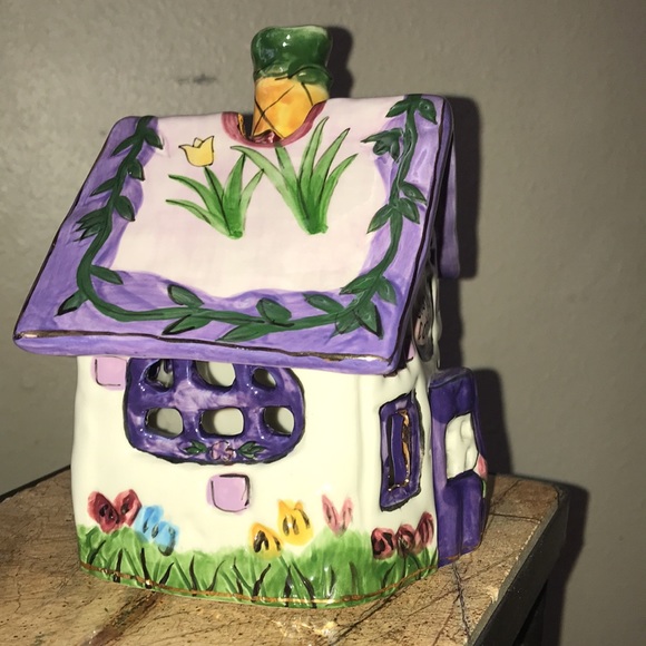 Heather Goldminc Grandma’s Cottage - Picture 12 of 16